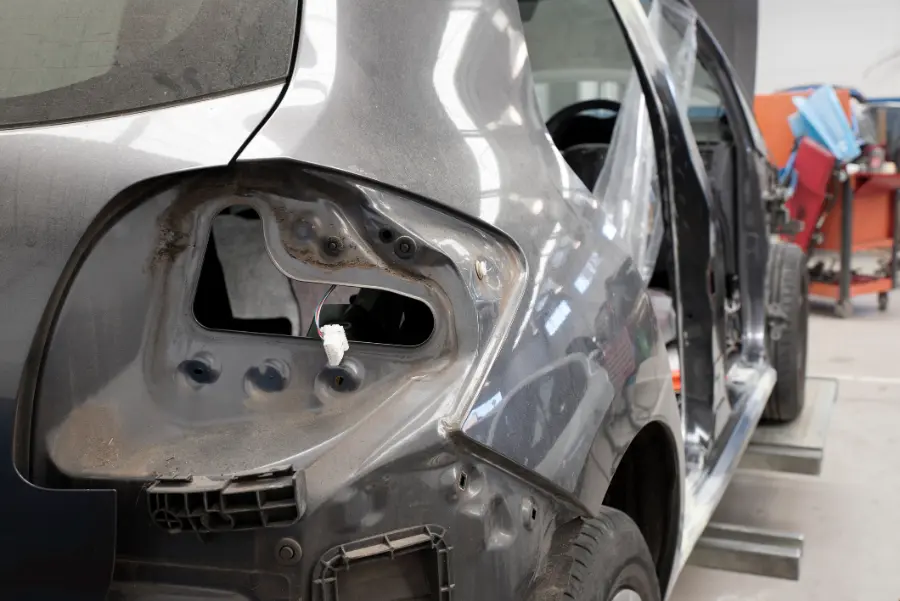 How Mobile Dent Repair Protects Vehicle Paint Lee's Summit, MO